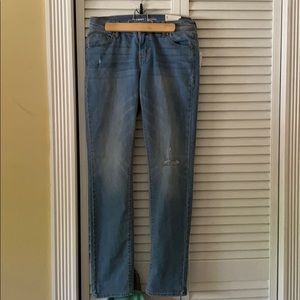 Old Navy never been worn before mid rise jeans
